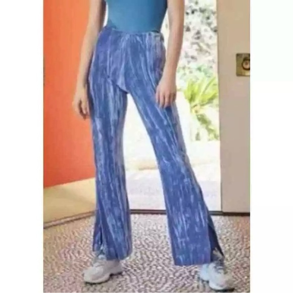 Urban Outfitters XS Alura Velvet Velour Flare Pull On Women’s Pants Blue Stretch - Picture 1 of 9